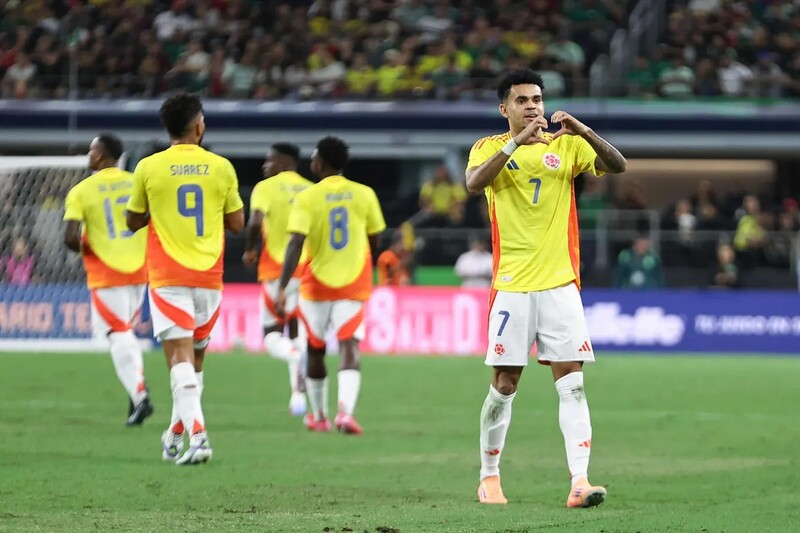 Mexico vs Colombia - Cởi mở và phóng khoáng